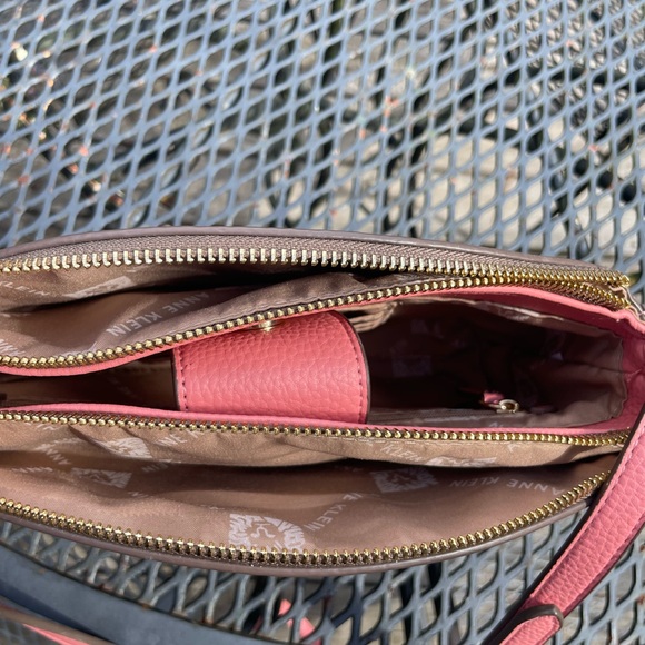 Patterned Crossbody Bag with Pink Strap - Picture 6 of 9